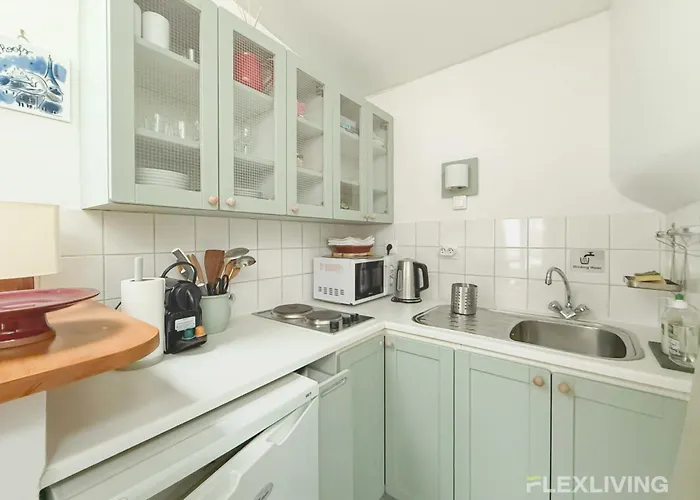 Flexliving - - Varennes פריז