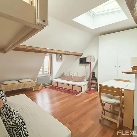 Immeuble Varenne Apartament *